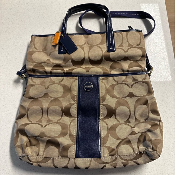 Coach side bag - Picture 1 of 9